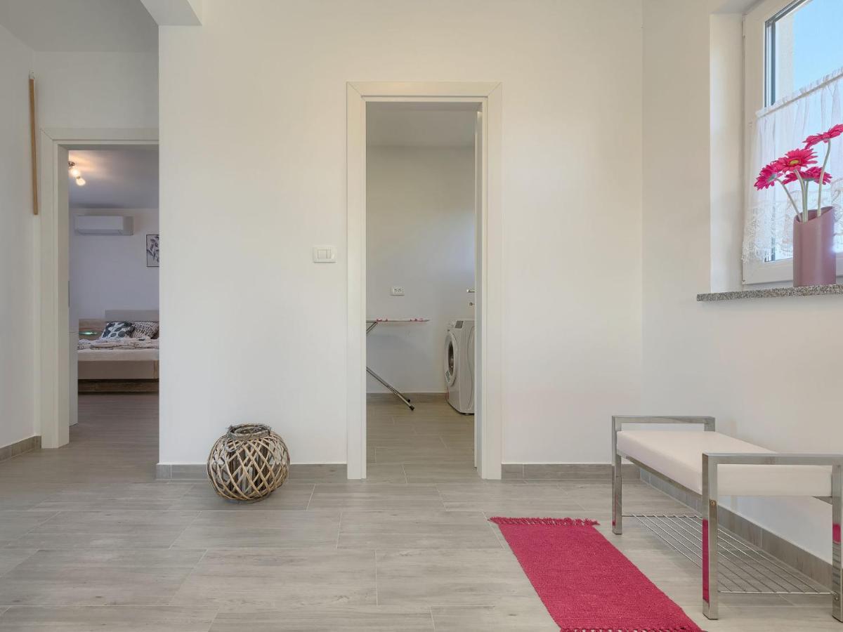 Holiday Home Villa Zirdum By Interhome Nova Vas  المظهر الخارجي الصورة
