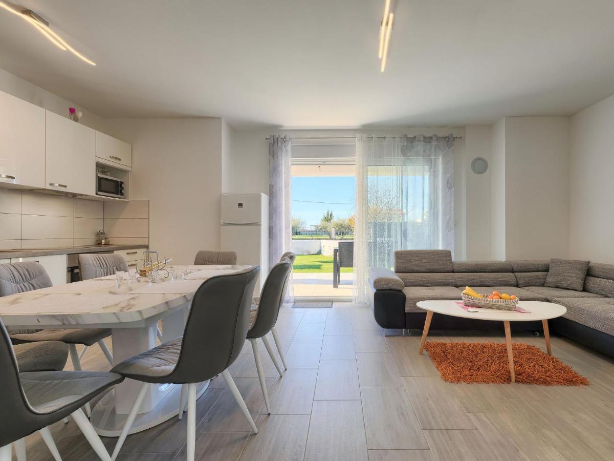 Holiday Home Villa Zirdum By Interhome Nova Vas  المظهر الخارجي الصورة